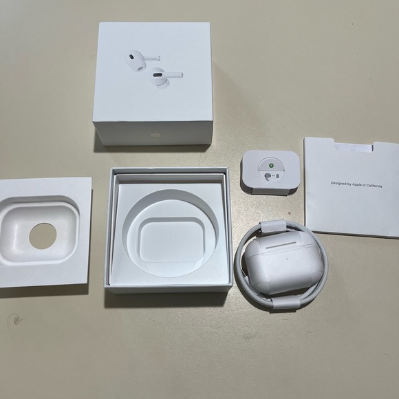 Apple AirPods Pro with White Charging Case